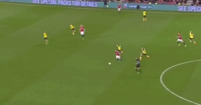 伯恩茅斯VS利兹联直播一灯大师必看：英超直播｜ 富勒姆VS伯恩茅斯 极速弹幕互动直播